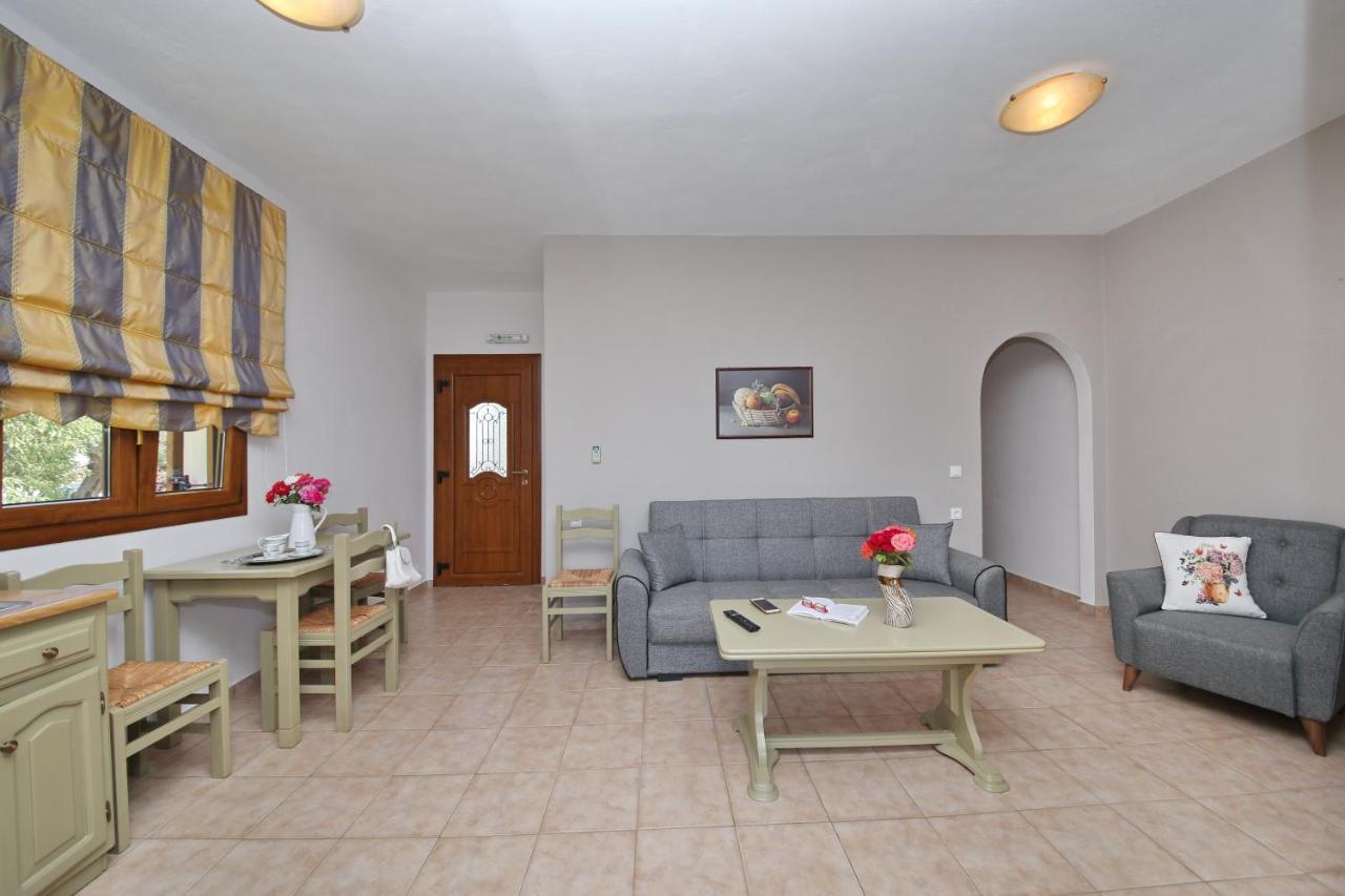 Niki Apartments Panormos  ภายนอก รูปภาพ